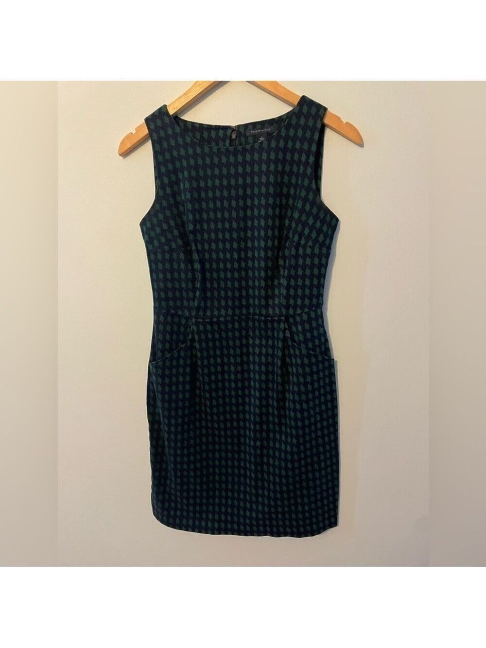 Tommy Hilfiger Dress Size 2